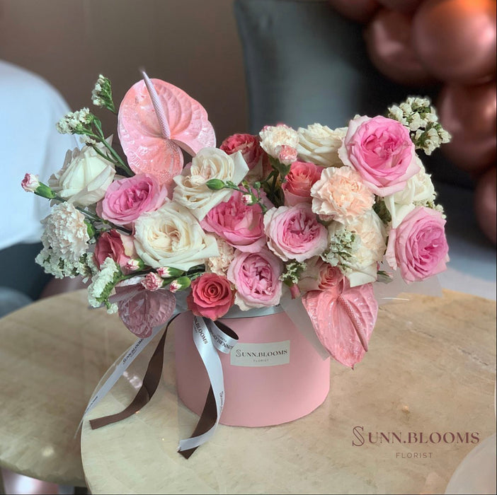 Lovey Grand Pink Bloom Box (Prepesanan 1 hari)
