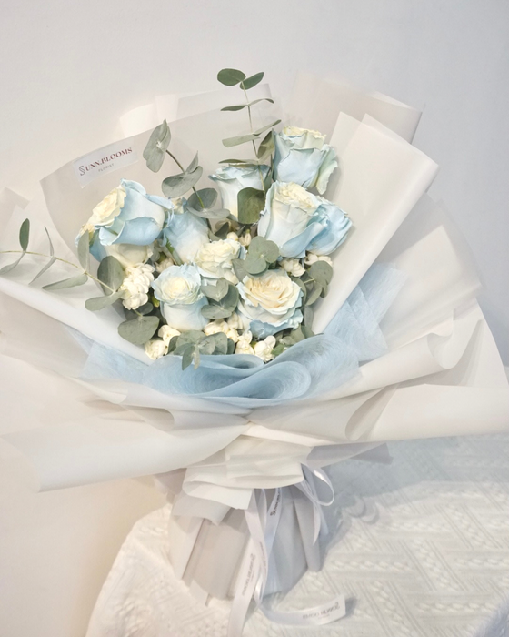 Today’s special! Ice Blue Rose Bouquet